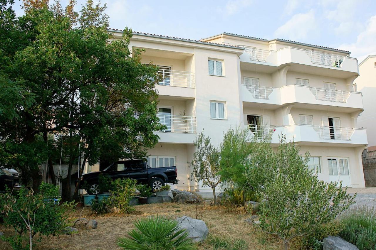 Apartments Permida Dramalj Exterior photo